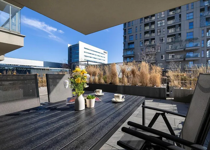 Lejlighed Funkcjonalny W Katowicach Z Dostepem Do Silowni, Sauny I Parkingiem By Renters