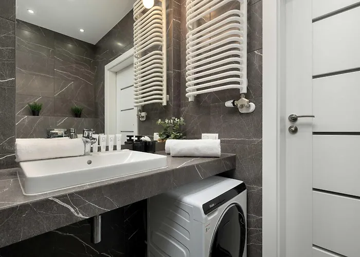 Apartament Funkcjonalny W Katowicach Z Dostępem Do Siłowni, Sauny I Parkingiem By Renters Katowice