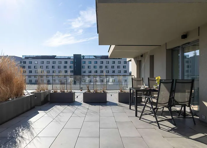 Funkcjonalny W Katowicach Z Dostepem Do Silowni, Sauny I Parkingiem By Renters *